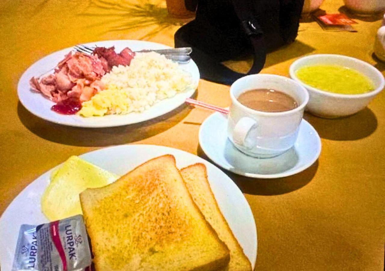 Doves Inn Hotel Kalma Chowk Lahore Eksteriør bilde