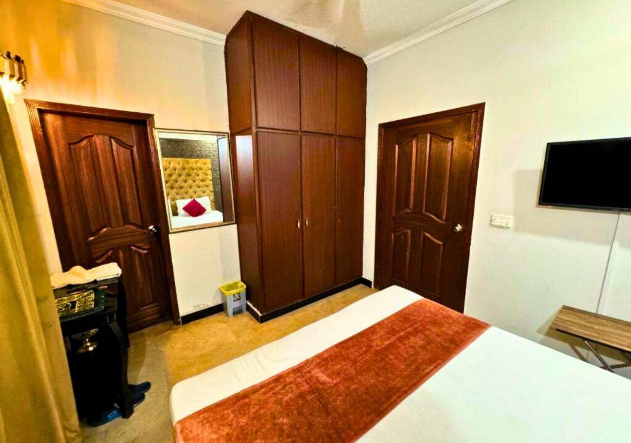 Doves Inn Hotel Kalma Chowk Lahore Eksteriør bilde