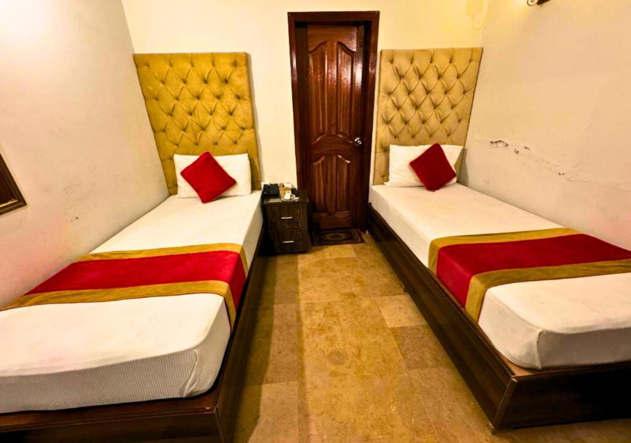 Doves Inn Hotel Kalma Chowk Lahore Eksteriør bilde